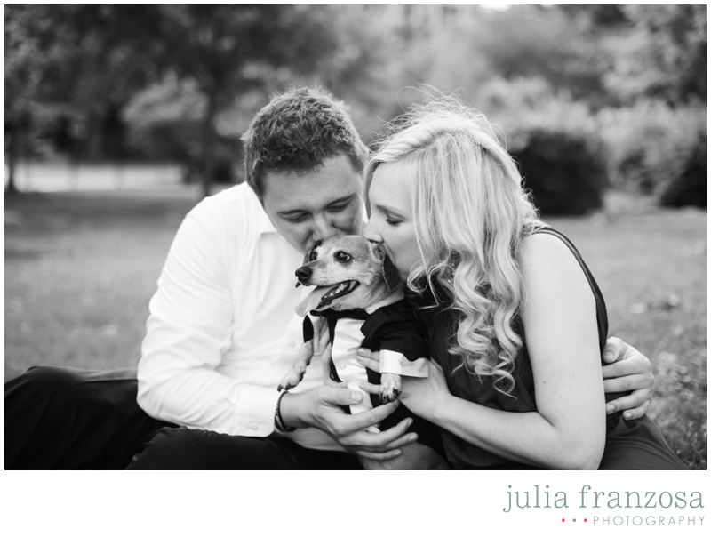 Engagement-Session-in-oak-park